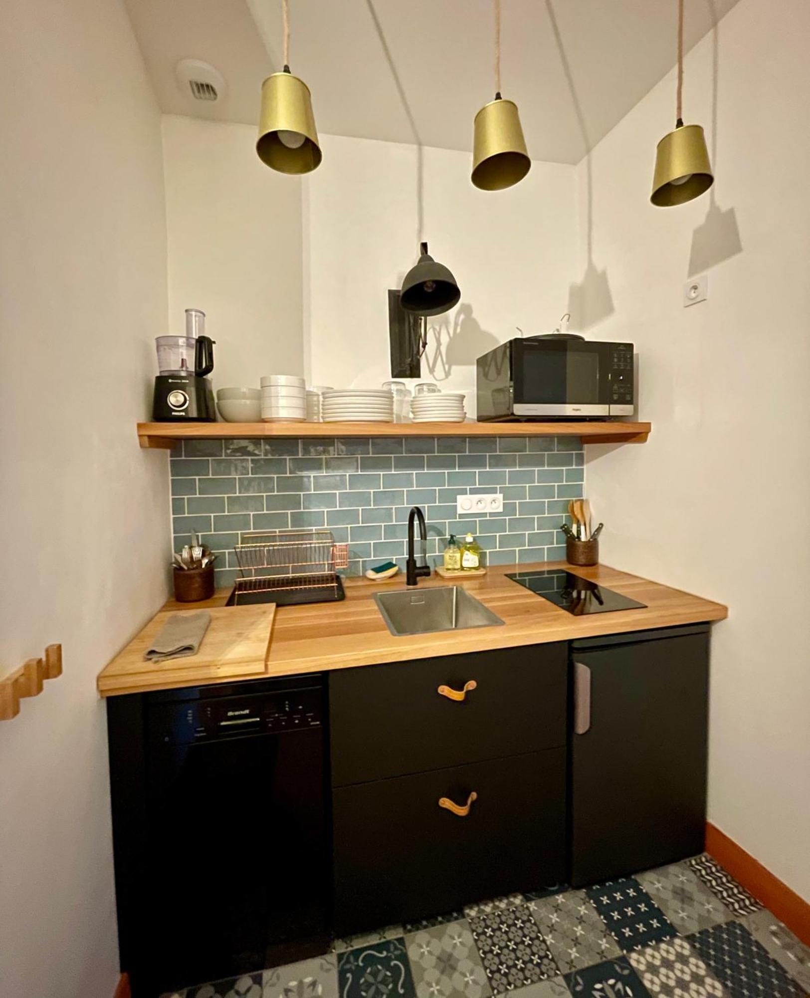 La Boheme Place Aux Herbes Юзес Экстерьер фото